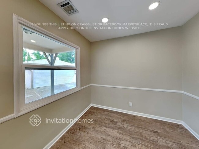 Foto del edificio - 18147 Archwood St