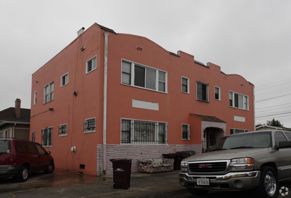 Foto del edificio - 4103-4111 E 17th St