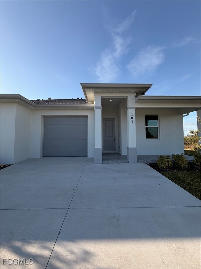 Building Photo - 101 Pennfield St