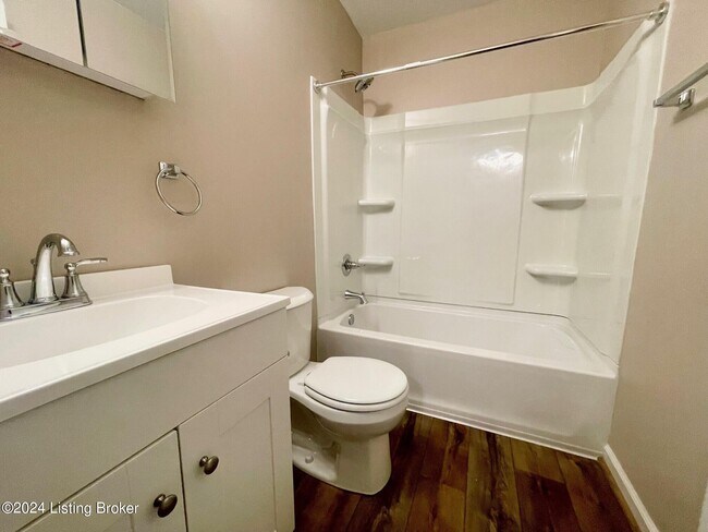Building Photo - 260 Faro Ct