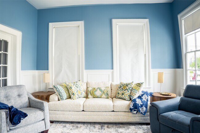 Building Photo - 1605 Market St