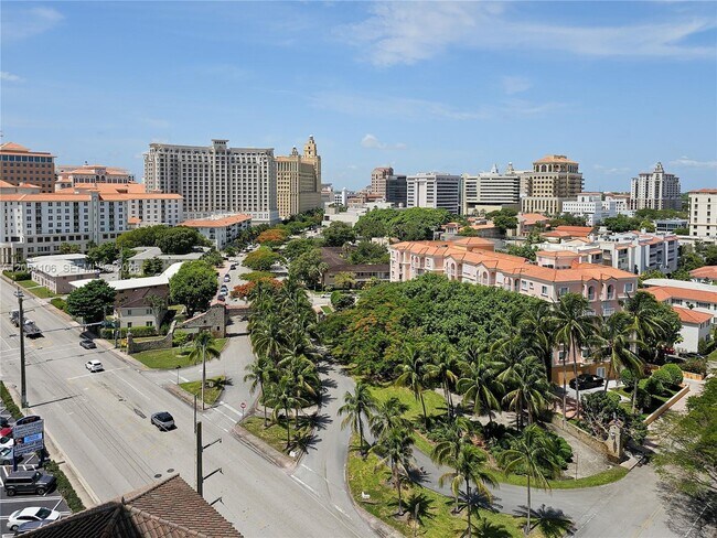 Foto del edificio - 1627 SW 37th Ave