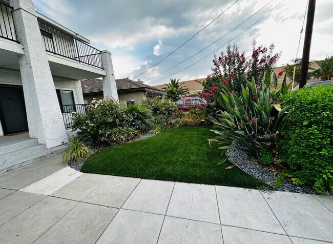 Foto del edificio - 823 W Orange St