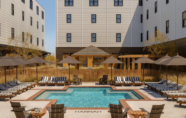 Building Photo - Hannah Townhomes & Lofts