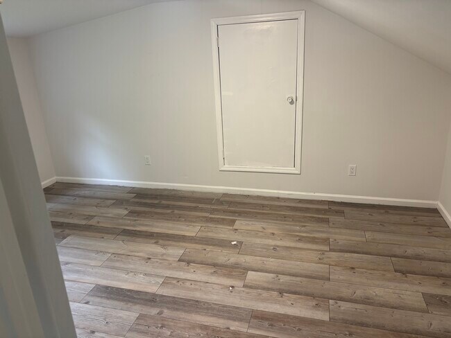 Foto del edificio - 412 Ruskey Ln