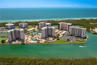 Building Photo - 15 Bluebill Ave