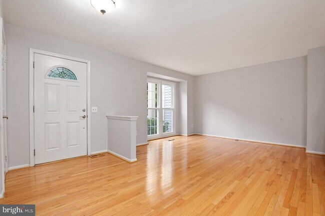 Building Photo - 12915 Tourmaline Terrace