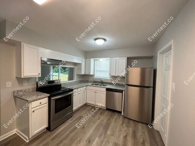 Building Photo - 8641 Kinard Cove