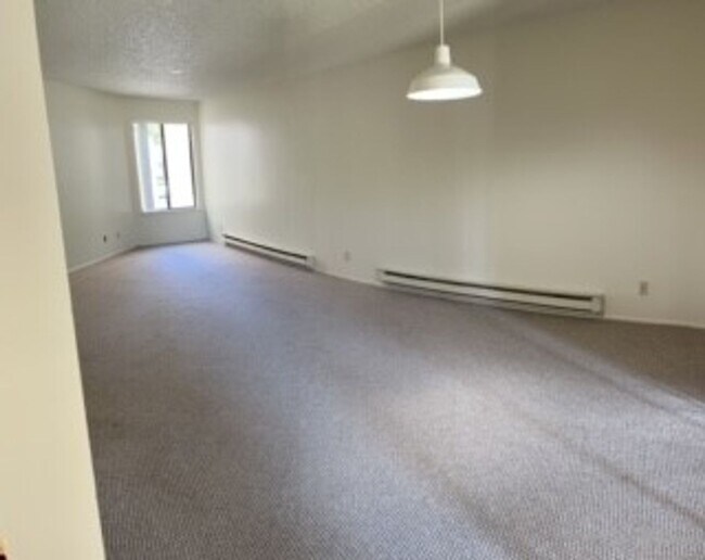 Foto del edificio - Great Condo in Desirable Fremont ***Move-in Special***