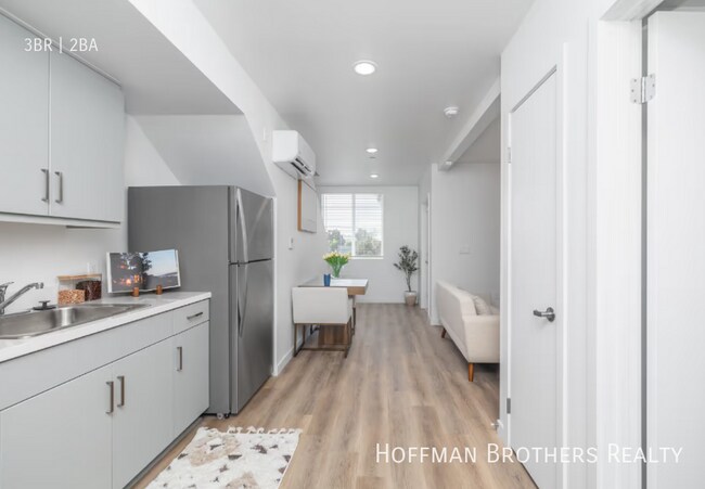 Foto del edificio - 1635 E 117th St