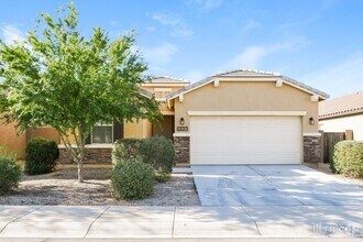 Building Photo - 4891 E Velasco St