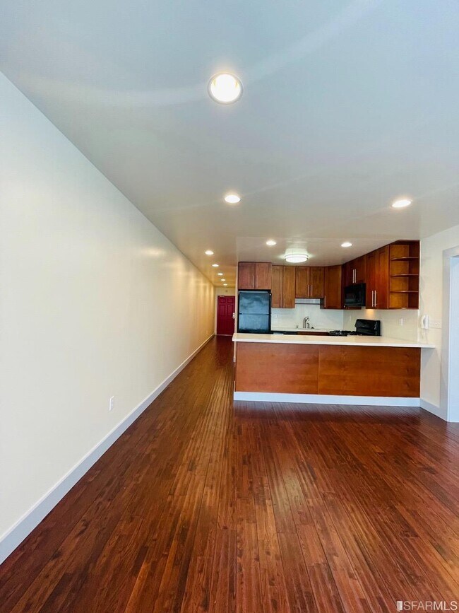 Foto del edificio - 1670 McAllister St