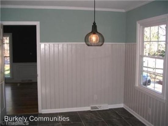 Building Photo - 4 br, 2.5 bath House - 3607 Regents Park (L)