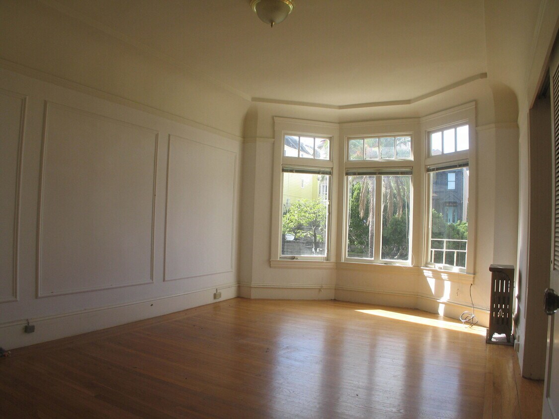 Primary Photo - 755 Dolores St