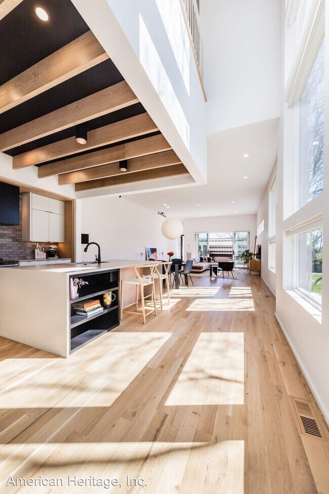 Foto del edificio - 4 br, 3.5 bath House - 1610 6th Avenue N. ...