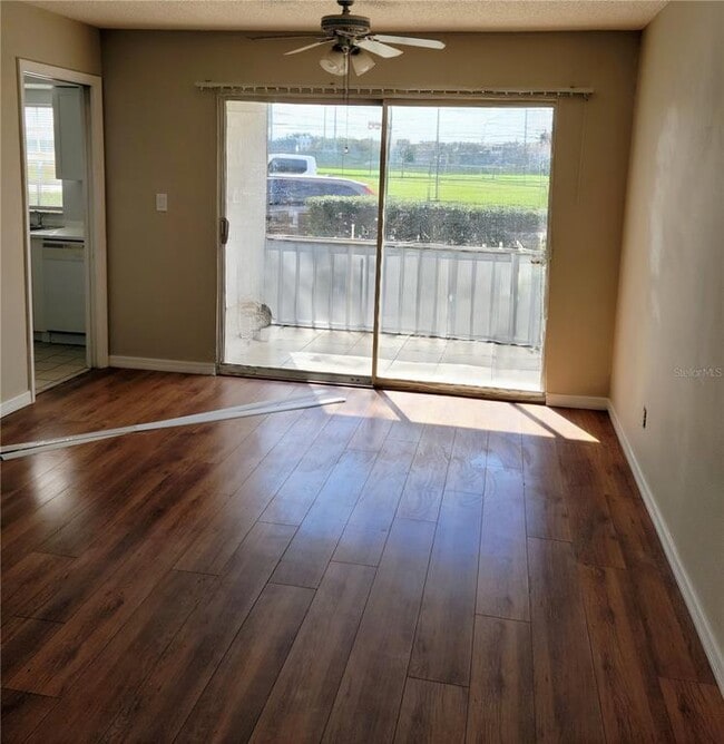 Building Photo - 2476 Sharkey Rd