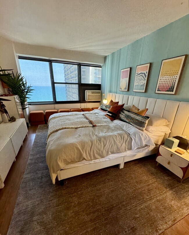 Foto del edificio - 6030 N Sheridan Rd