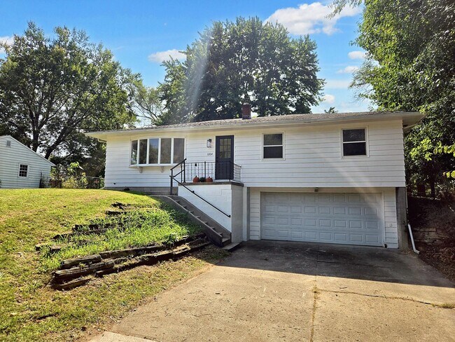 Foto del edificio - 1204 Applecroft Ave