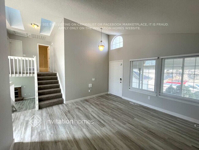 Foto del edificio - 9453 Cobblecrest Dr