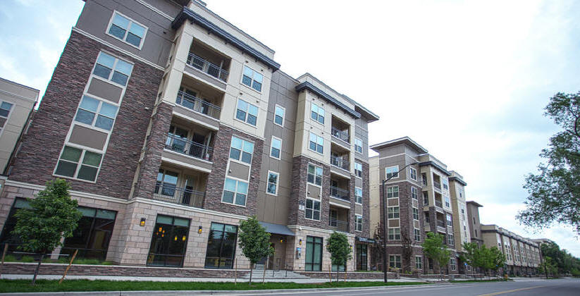 Outside - 1308 W Plum St