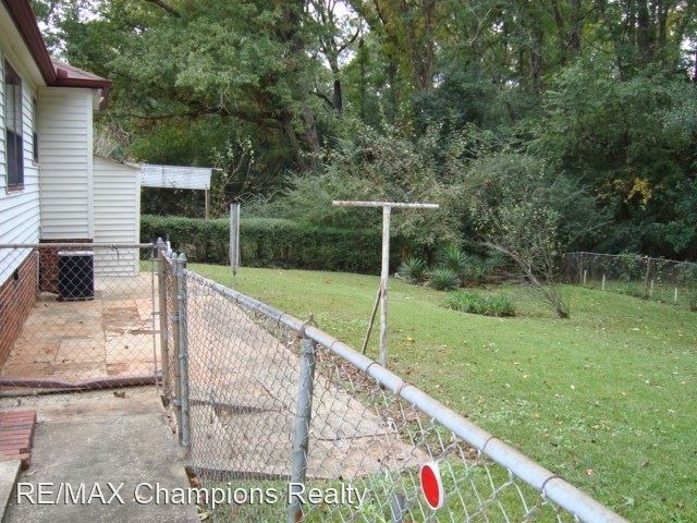 Building Photo - 3 br, 1 bath House - 17 Artillery Drive