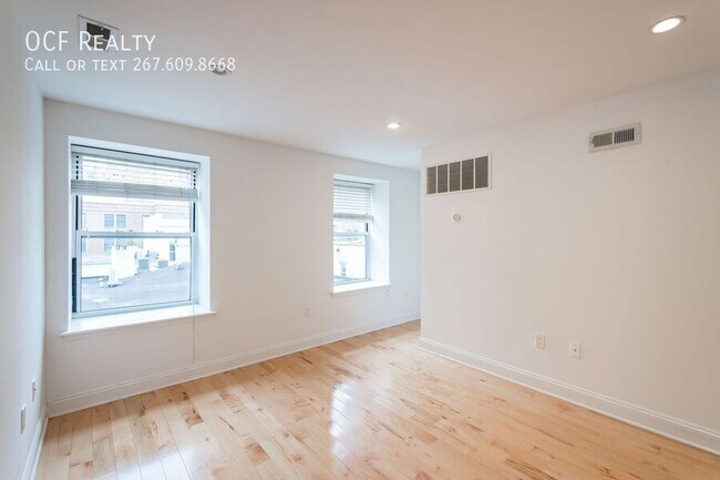 Building Photo - 1311 Spruce St