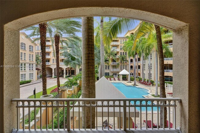 Foto del edificio - 3001 NE 185th St