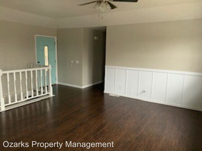 Building Photo - 4 br, 2.5 bath House - 104 Primrose