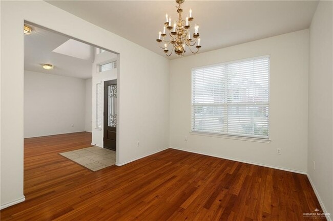Building Photo - 3404 San Armando St