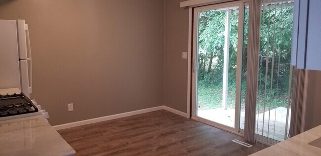 Foto del edificio - 546 Marquette St