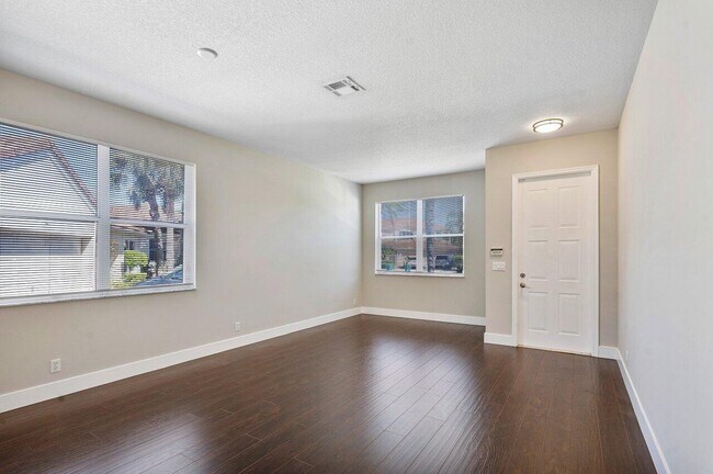 Foto del edificio - 1468 Artimino Ln