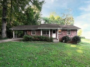 Building Photo - 858 Gaylemont Cir