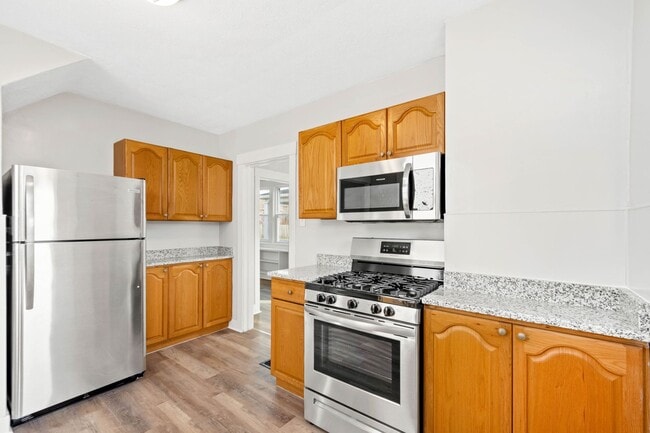 Stunning 3 bedroom home in Ambridge available August 1! - Stunning 3 bedroom home in Ambridge available August 1!