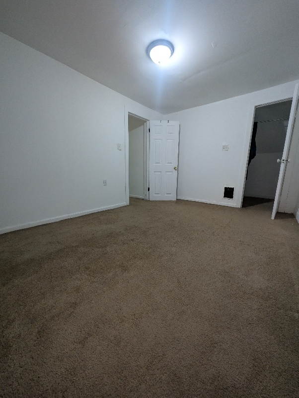 Primary Photo - 240 Timon St