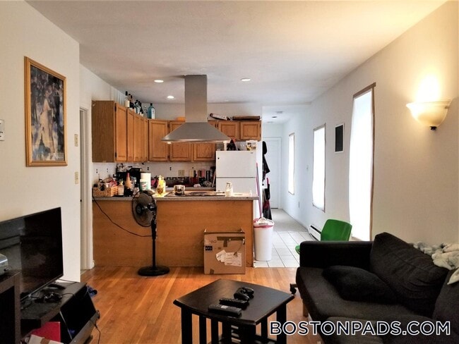 Building Photo - 24 St Cyprians Pl