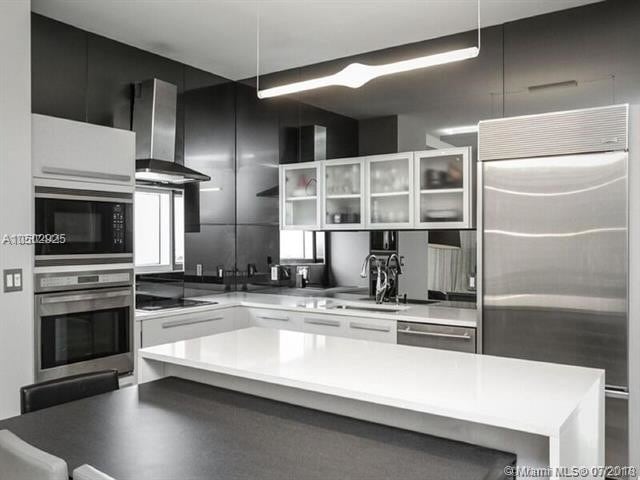 Foto del edificio - 2020 N Bayshore Dr