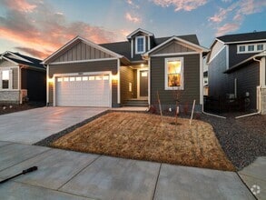 Building Photo - 16015 Mountain Flax Dr