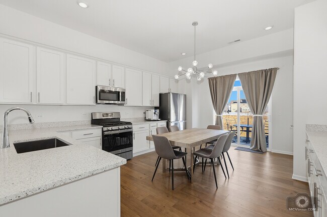 Foto del edificio - 12629 S Potomac Dr