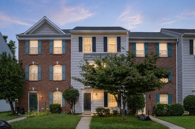 Building Photo - 6228 William Edgar Dr