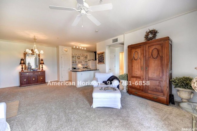 Building Photo - 501 Gibson Dr