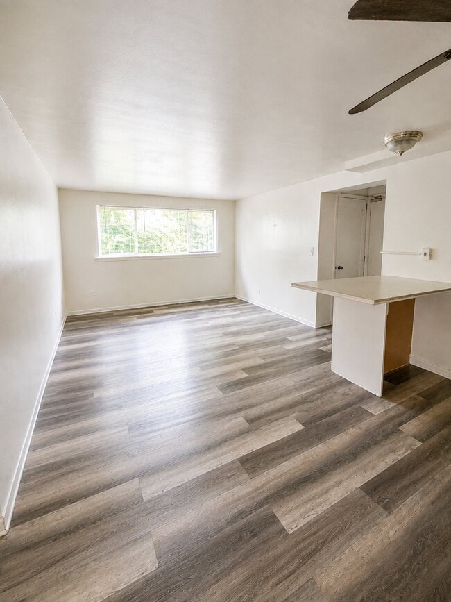 Building Photo - 510 Macie Ct