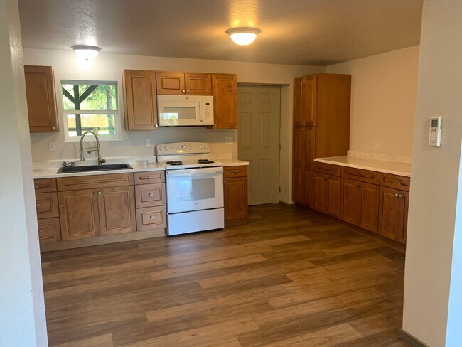 Foto del edificio - 5333 Rogue River Hwy