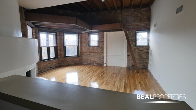 Building Photo - 3013 N Broadway St
