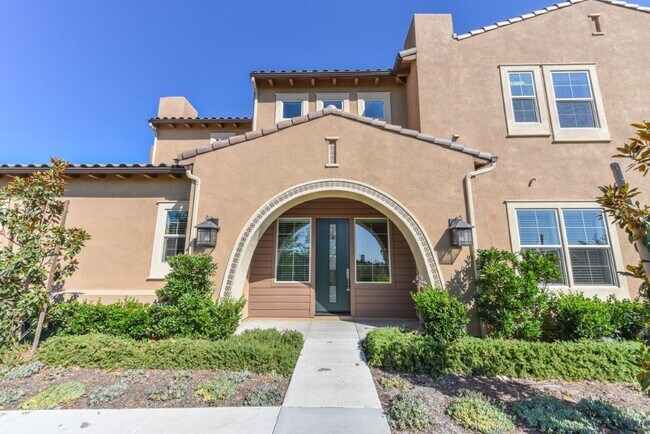 Foto del edificio - 4bd/4.5ba Single Family House w/ VIEW Gated Community Altair Irvine for rent