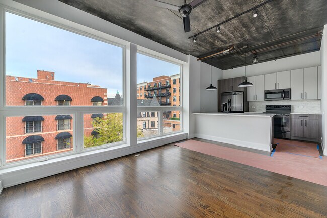 Foto del edificio - 4720 N Sheridan Rd