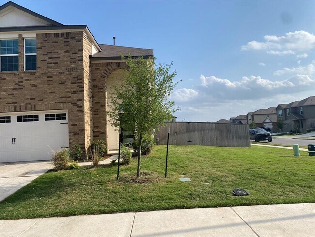 Building Photo - 219 Canley Lp
