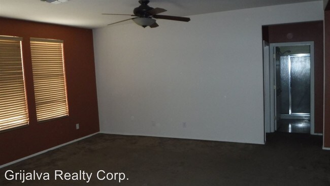 Building Photo - 4 br, 3 bath House - 6816 S Tackweed Way