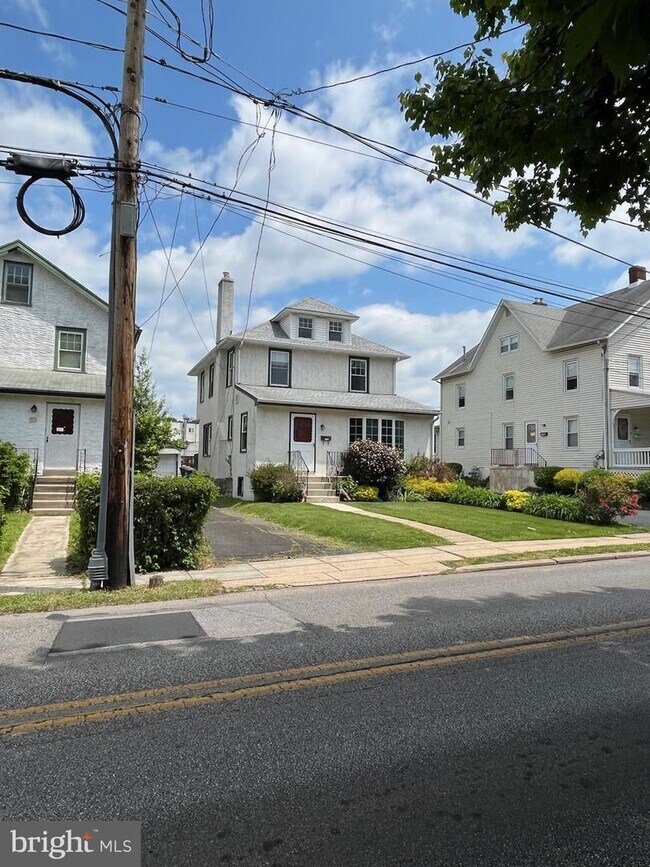 2317 Jenkintown Rd, Glenside, PA 19038 House Rental in Glenside, PA