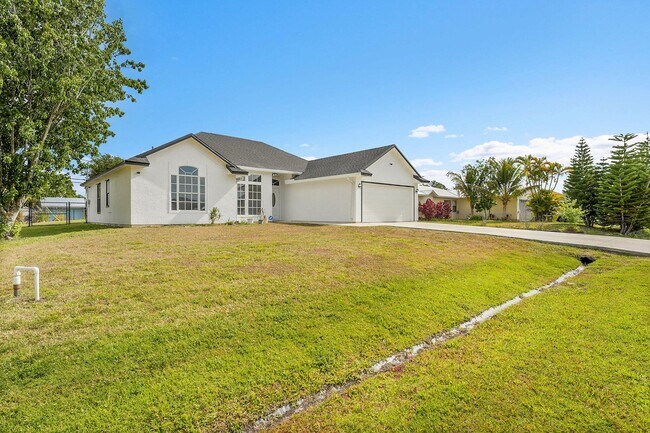 Photo - 333 SW Dwight Ave House