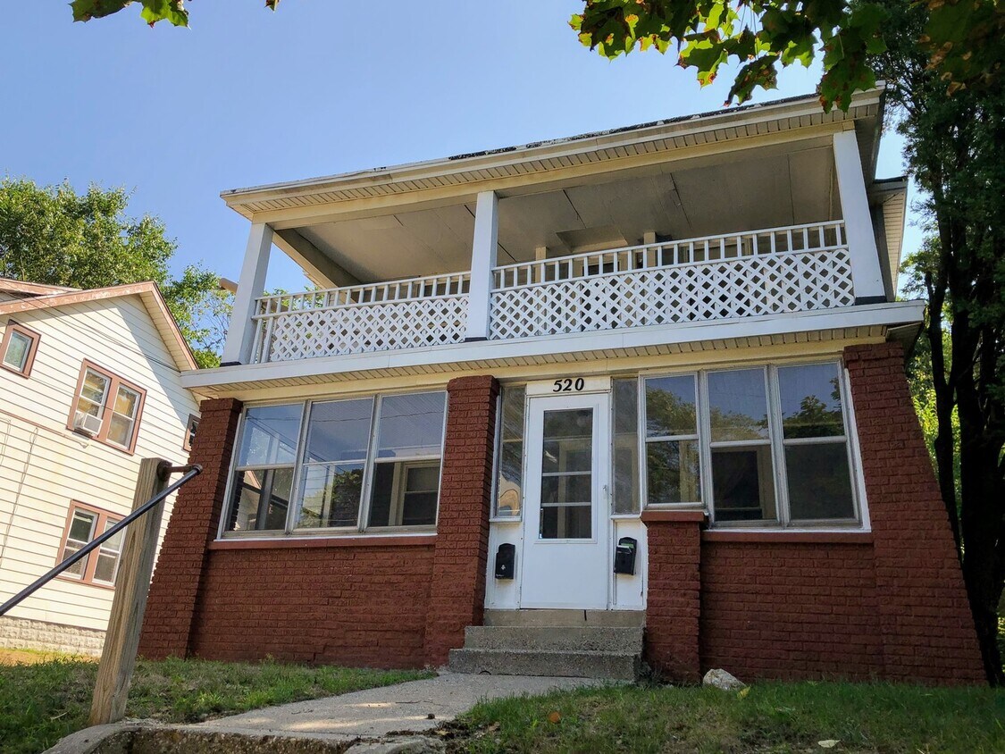 Primary Photo - 520 Harlan Ave NE